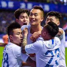 aiyouxi game-上海绿地申花连续三轮不胜，逐渐掉队()